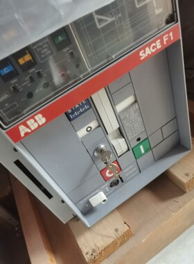 ABB框架断路器F1S  In=2000A  3P  F1S 2000A全新原装拍前请询价