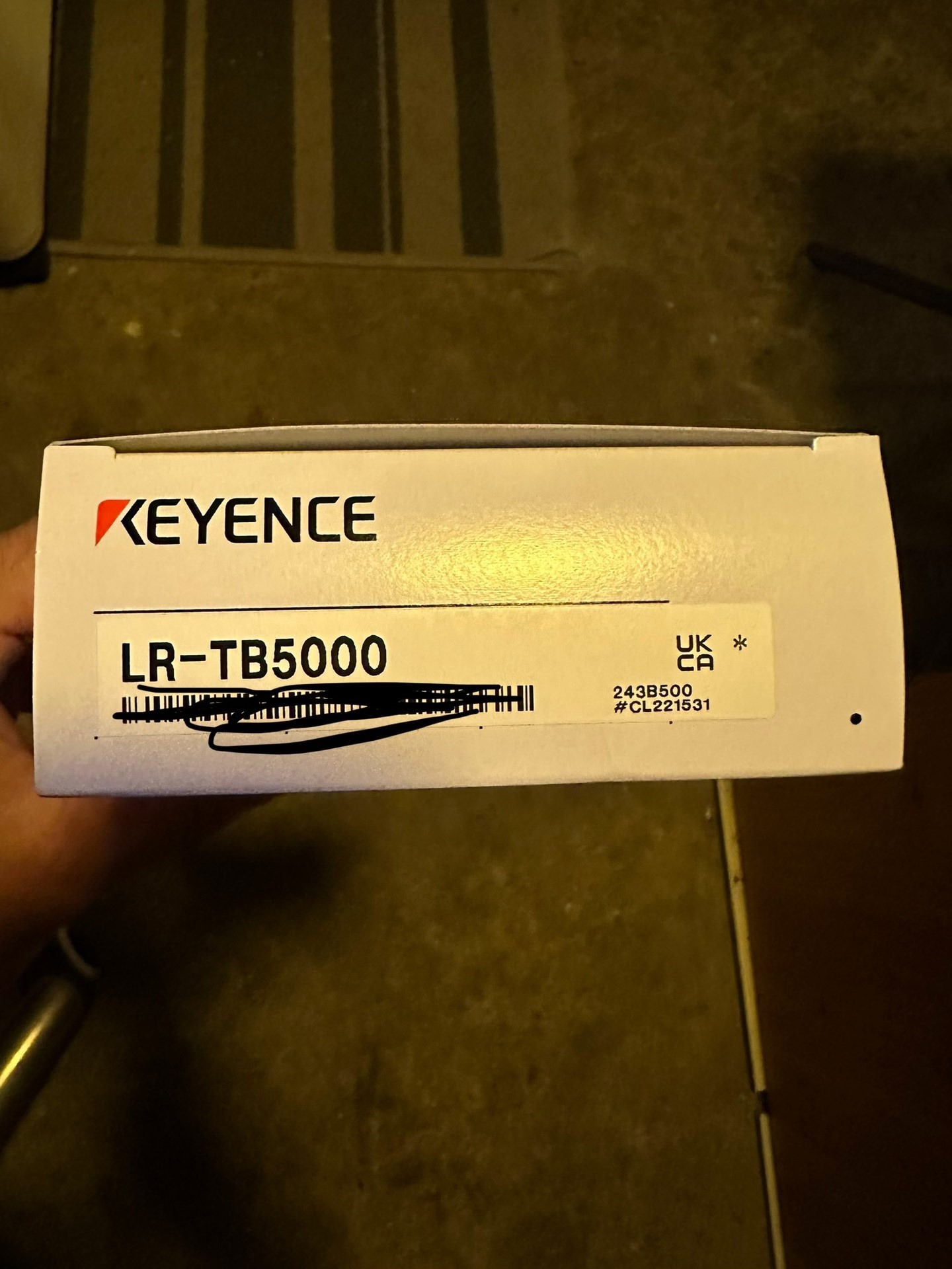全新keyence基恩士lr-tb5000激光测距传感器全新原装拍前请询价