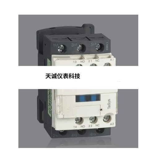 施耐德 三交流接触器 LC1D25M7C   AC220V LC2D25FE7