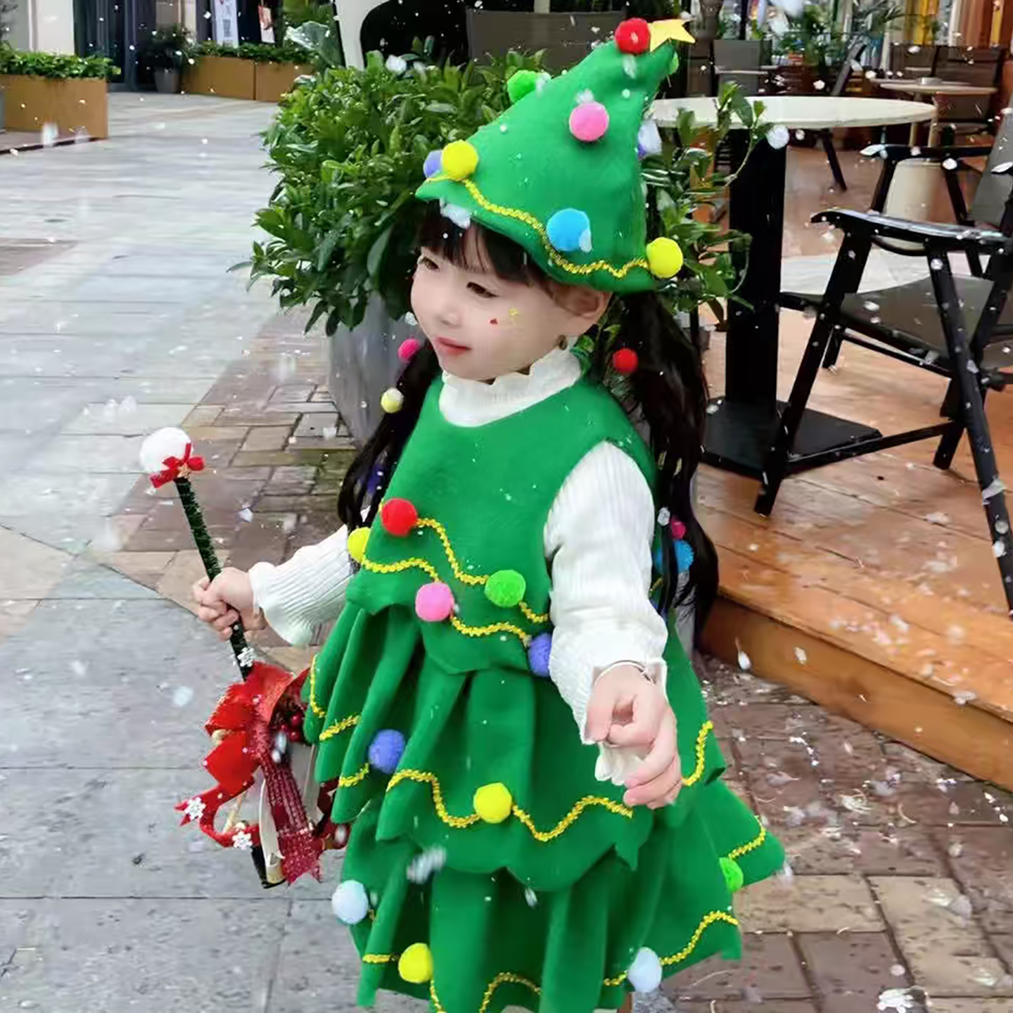 圣诞树衣服儿童服装圣诞节装扮服饰女童连衣裙2025新款舞台演出服