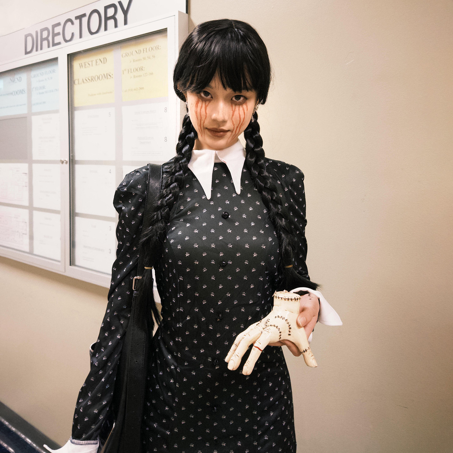 星期三亚当斯cosplay服断手服装同款衣服假发万圣节黑色连衣裙子