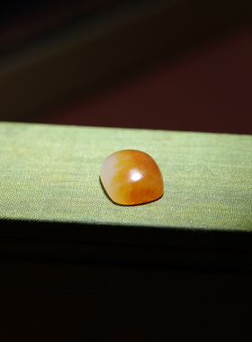 润石堂和田玉籽料红皮白玉戒面