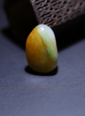 姑苏润石堂和田玉黄皮白玉籽料