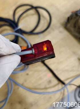 Baumer 光电传感器 FIXY 14N51E1漫反射，现