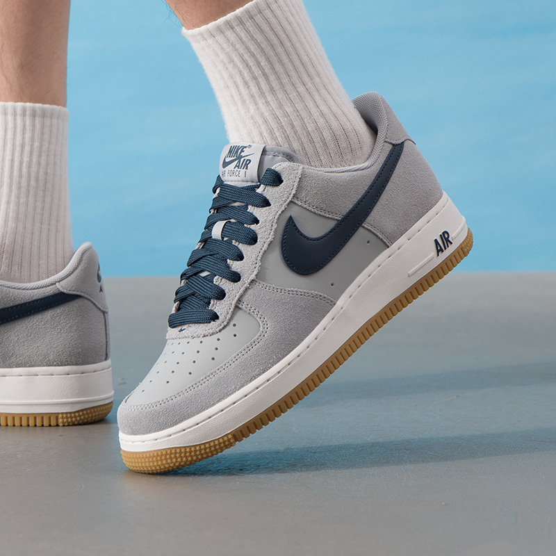 Nike耐克板鞋男鞋AIR FORCE 1 '07 LV8透气运动休闲鞋IB6388-003
