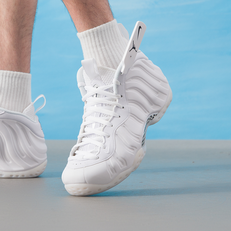 Nike/耐克篮球鞋男鞋AIR FOAMPOSITE ONE实战运动鞋HJ5195-100