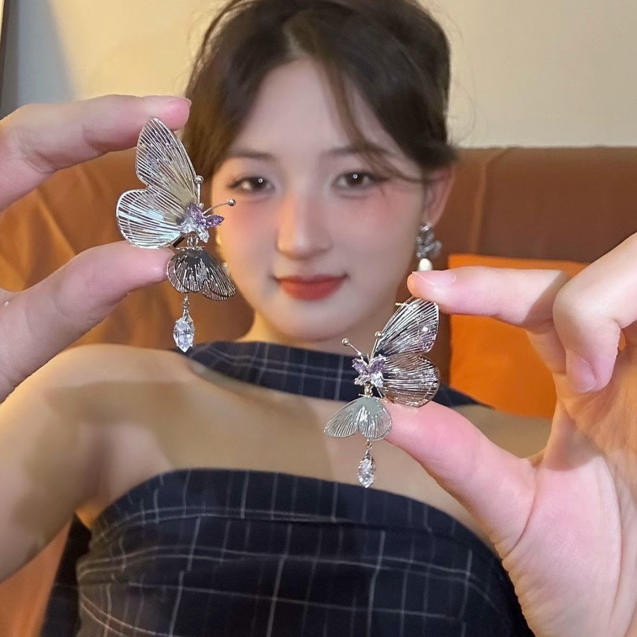镂空银色蝴蝶吊坠耳环女气质个性设计翩翩起舞长款流苏银针耳钉女
