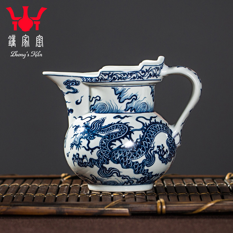 钟家窑高端陶瓷公道杯景德镇柴窑青花手绘龙纹僧帽公杯茶道分茶器