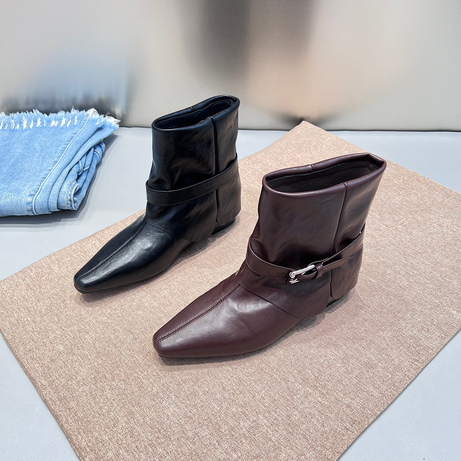 2025秋冬季新款时尚小个子显腿长内增高短靴女网红裤管靴加绒女靴