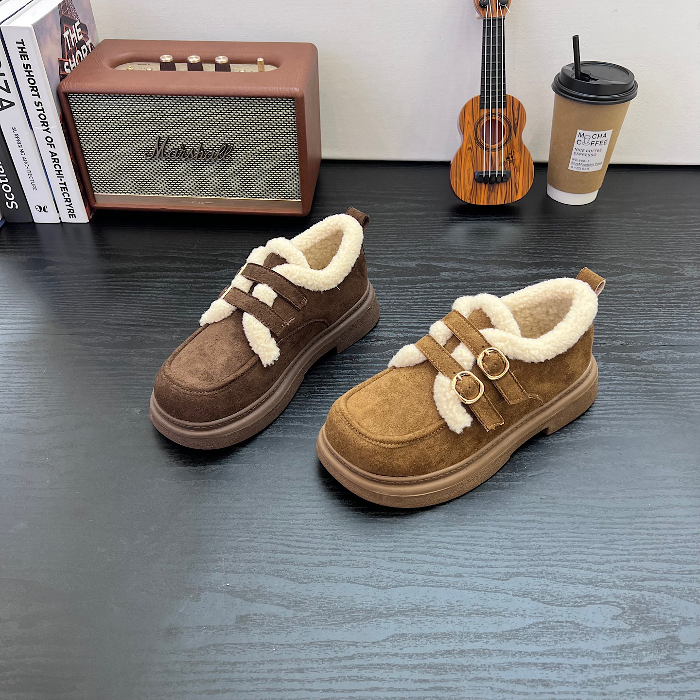 绒面乐福鞋女英伦风毛毛鞋2025冬季流行新款厚底一脚蹬学生棉鞋潮