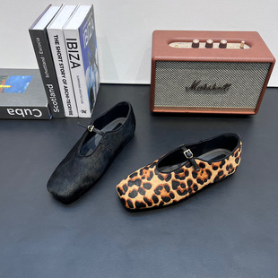 马毛豹纹单鞋女2026新款方头法式复古浅口平底芭蕾舞奶奶玛丽珍鞋