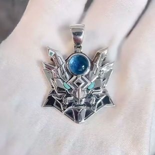 2025新款超兽武装火麟飞异能锁吊坠项链动漫个性周边配饰设计款。