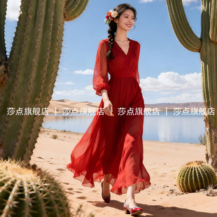 七分袖V领红色连衣裙女夏2026新款海边度假沙滩裙大摆型长款长裙