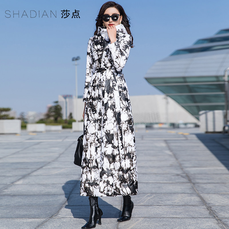 长款羽绒服女2025年新款超长到脚踝连帽过膝白鸭绒冬季外套加厚