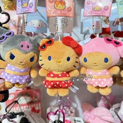 三丽鸥hellokitty黑皮泳装包挂件