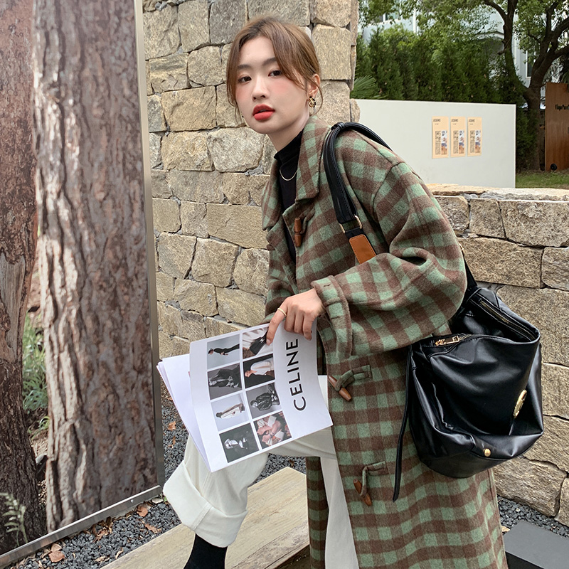 现货2022新款中长款格子木头扣呢大衣209P185控价288，女装毛呢外套，浙宝273