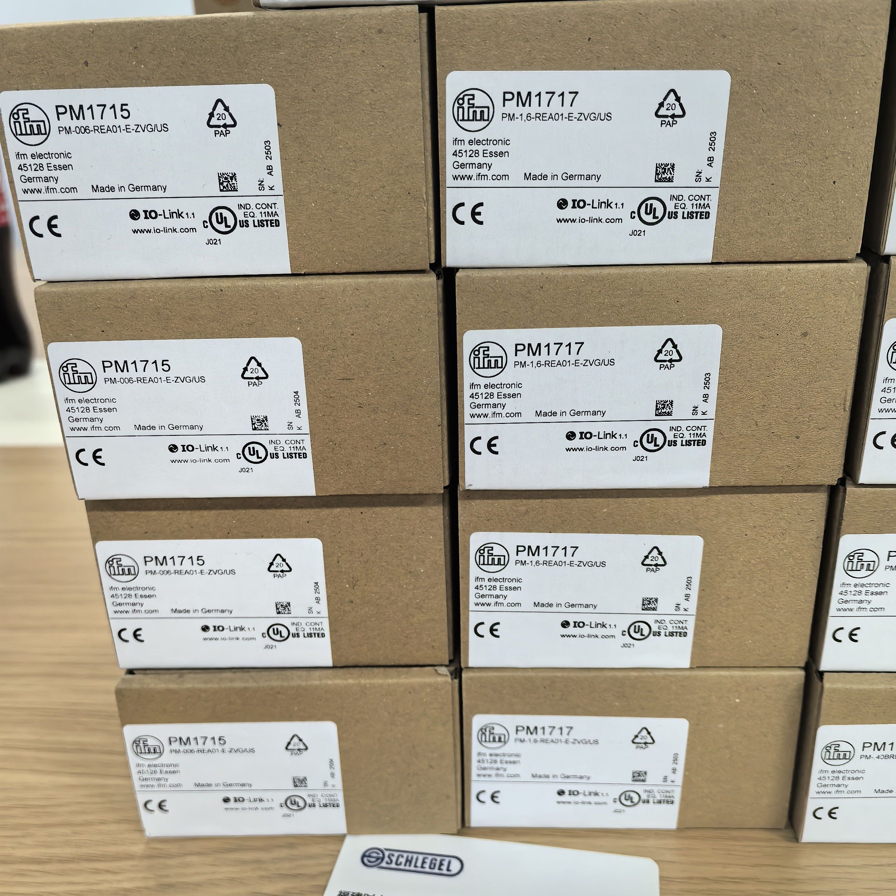 假一罚十 IFM PM1714 PM1715 PM1717 PM1718 压力传感器