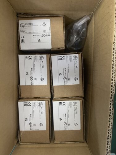 假一罚十 IFM PI1808 PI1809 PI1805 PI1806 PI1807压力传感器