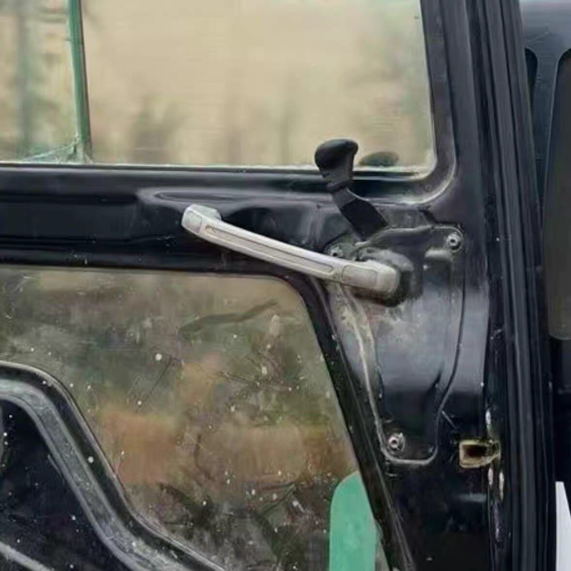 卡特挖掘机E320/312/324/329/336C/D驾驶室车门玻璃框外拉手把手