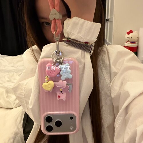条纹粉小狗支架链条适用18romax手机壳16女16pro 17promax韩15女17Pro小众15Pro