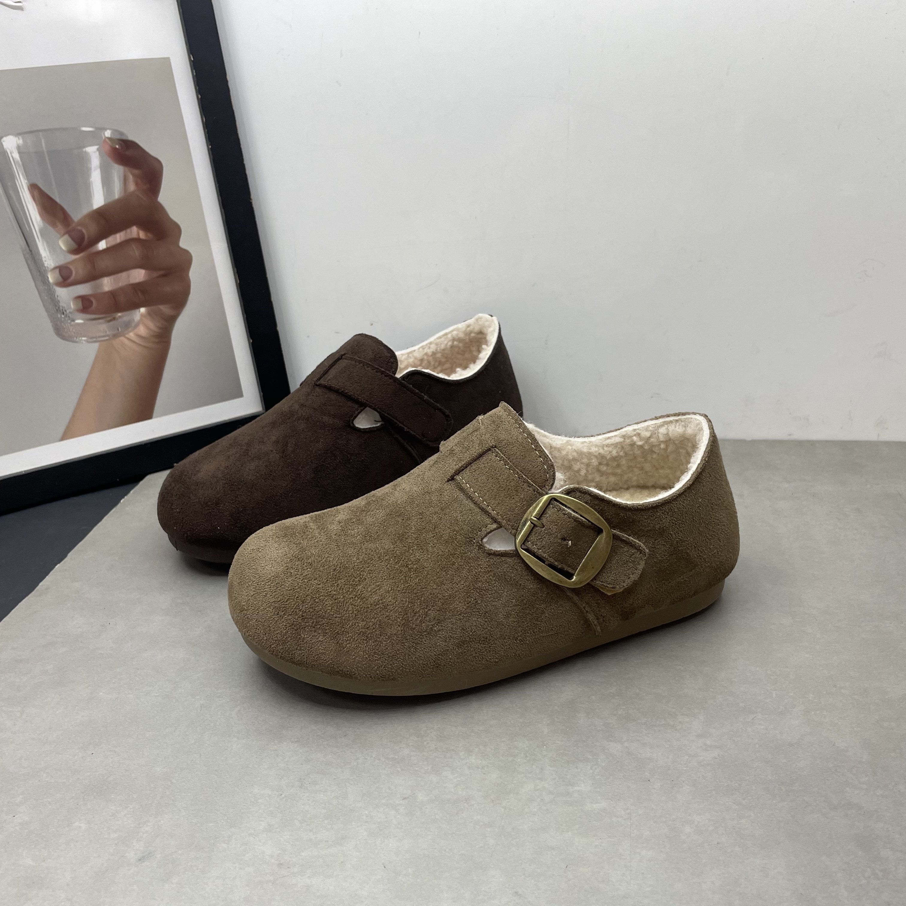 2025冬季新款圆头深口一脚蹬英伦风复古勃肯鞋加绒保暖厚底女棉鞋