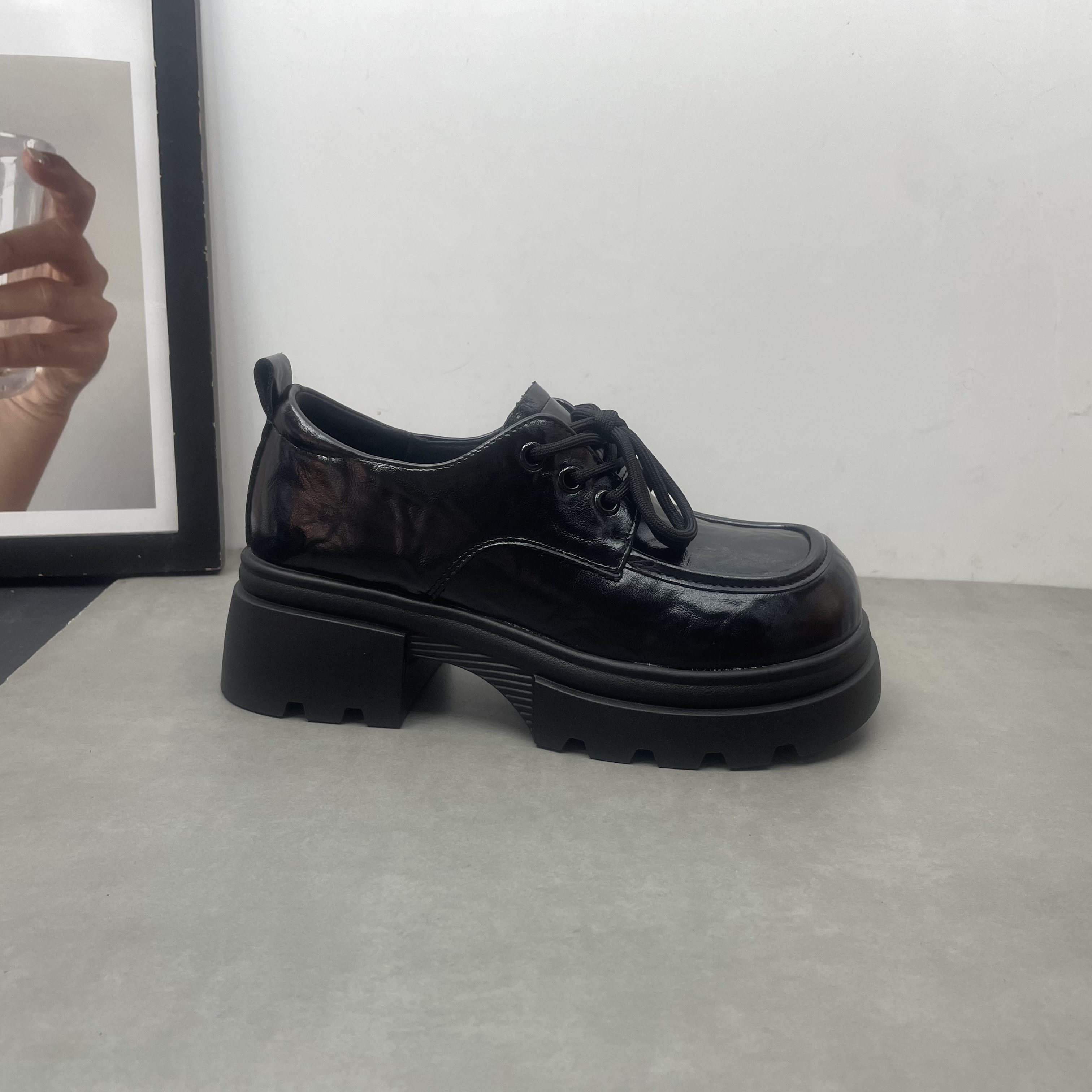 2026春季新款深口系带粗跟时尚英伦风复古学院风小皮鞋女士单鞋,女鞋,深口单鞋,淘宝优惠券,粉丝福利购,淘宝优惠卷