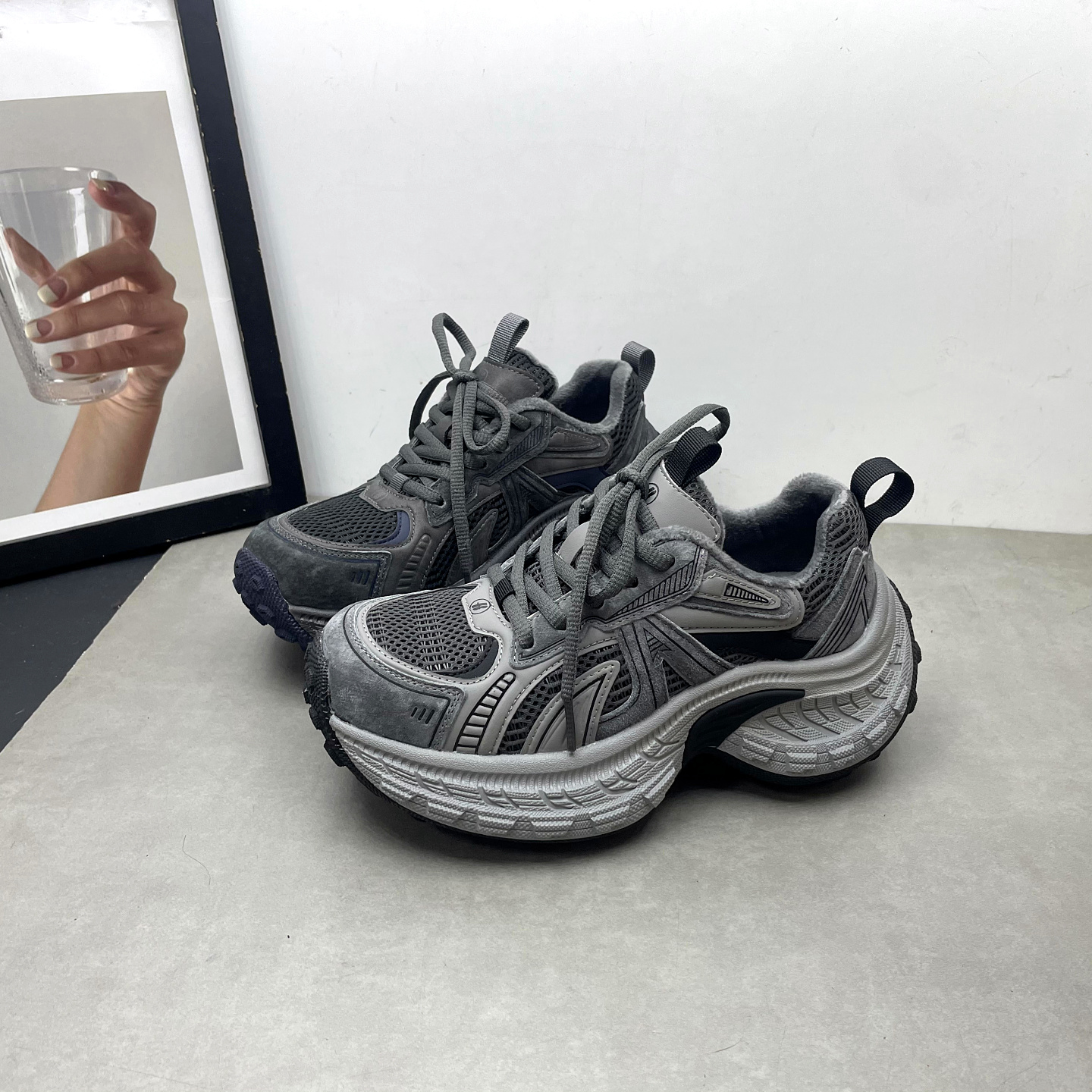 工厂处理真皮女鞋2025冬季新款增高厚底加绒保暖老爹鞋时尚女棉鞋