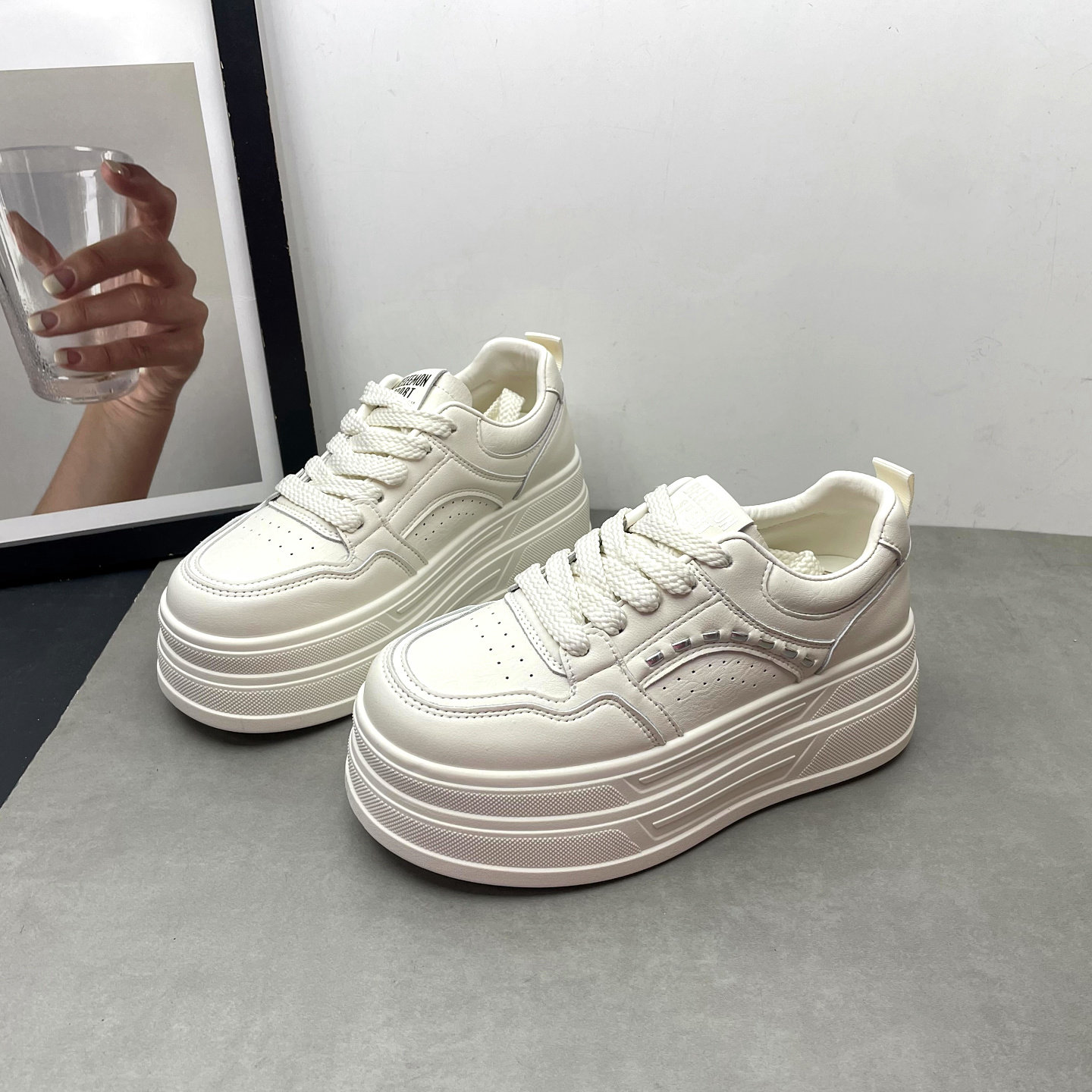 2026春季新款小白鞋圆头深口系带增高厚底韩版休闲板鞋女士单鞋,女鞋,深口单鞋,淘宝优惠券,粉丝福利购,淘宝优惠卷