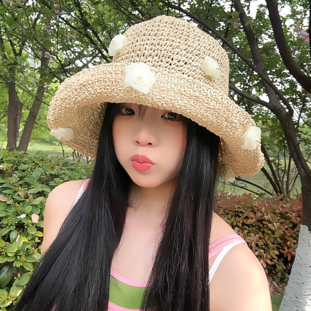 白玫瑰花朵草编渔夫帽女夏季