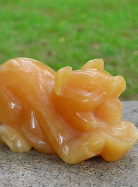 天然玉石招财猪生肖摆件送礼商务客厅书房创意家居装饰手工工艺品