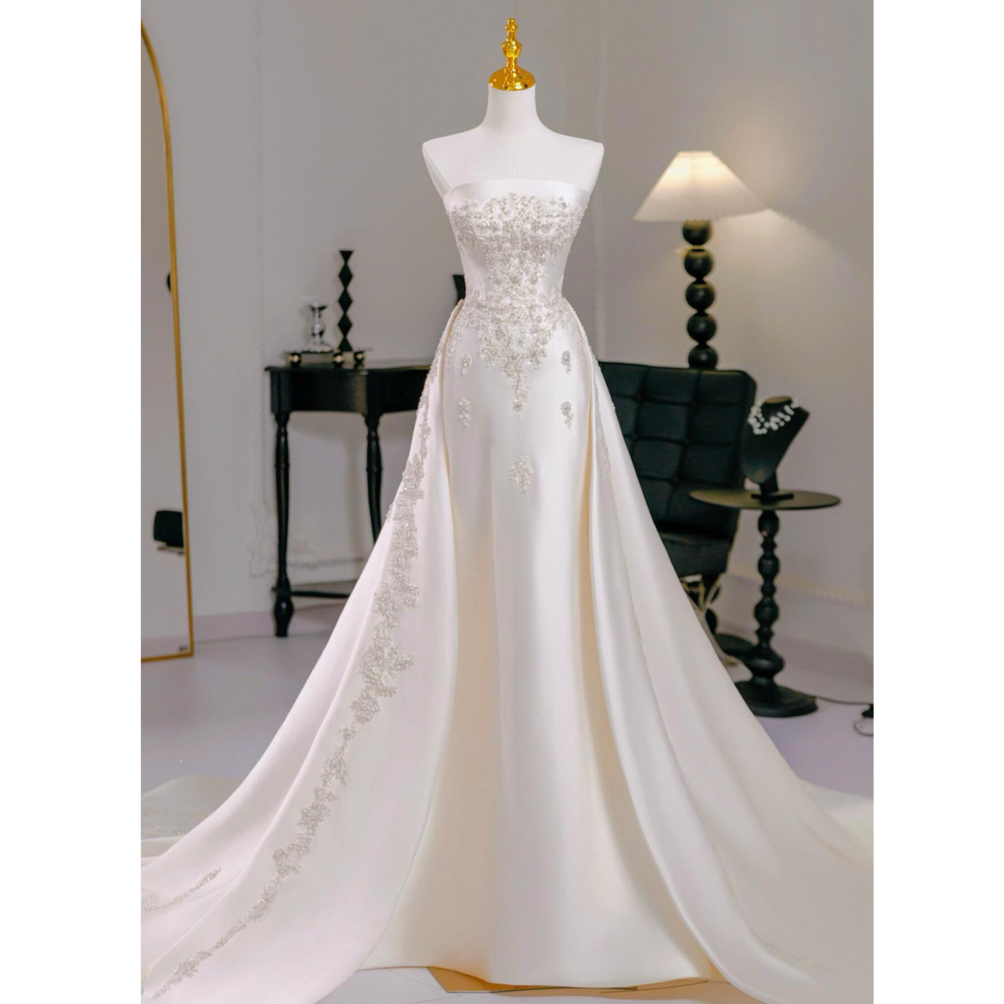 法式抹胸轻婚纱礼服2025新款新娘