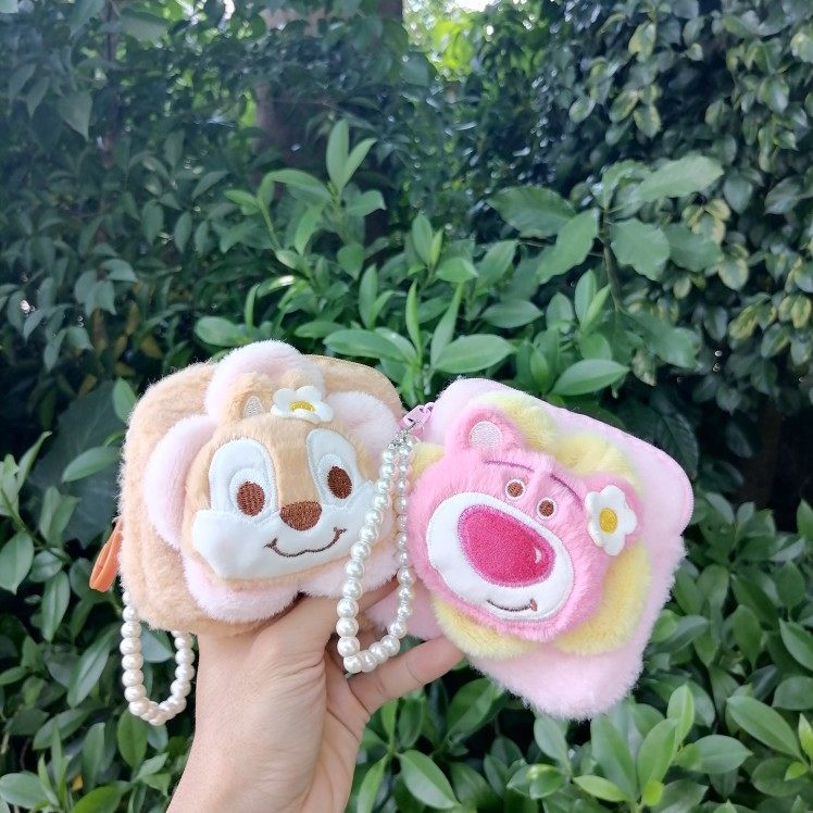 可爱卡通大号草莓熊大容量零钱包库洛米姨妈巾收纳袋耳机包钥匙包