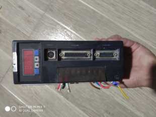 一川亿丰交流伺服电机控制驱动器AASD-30A二手130ST-M07725 220v