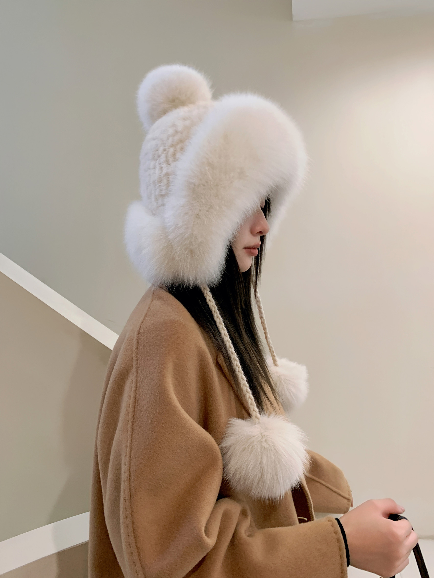 水貂毛编织狐狸毛护耳皮草帽子