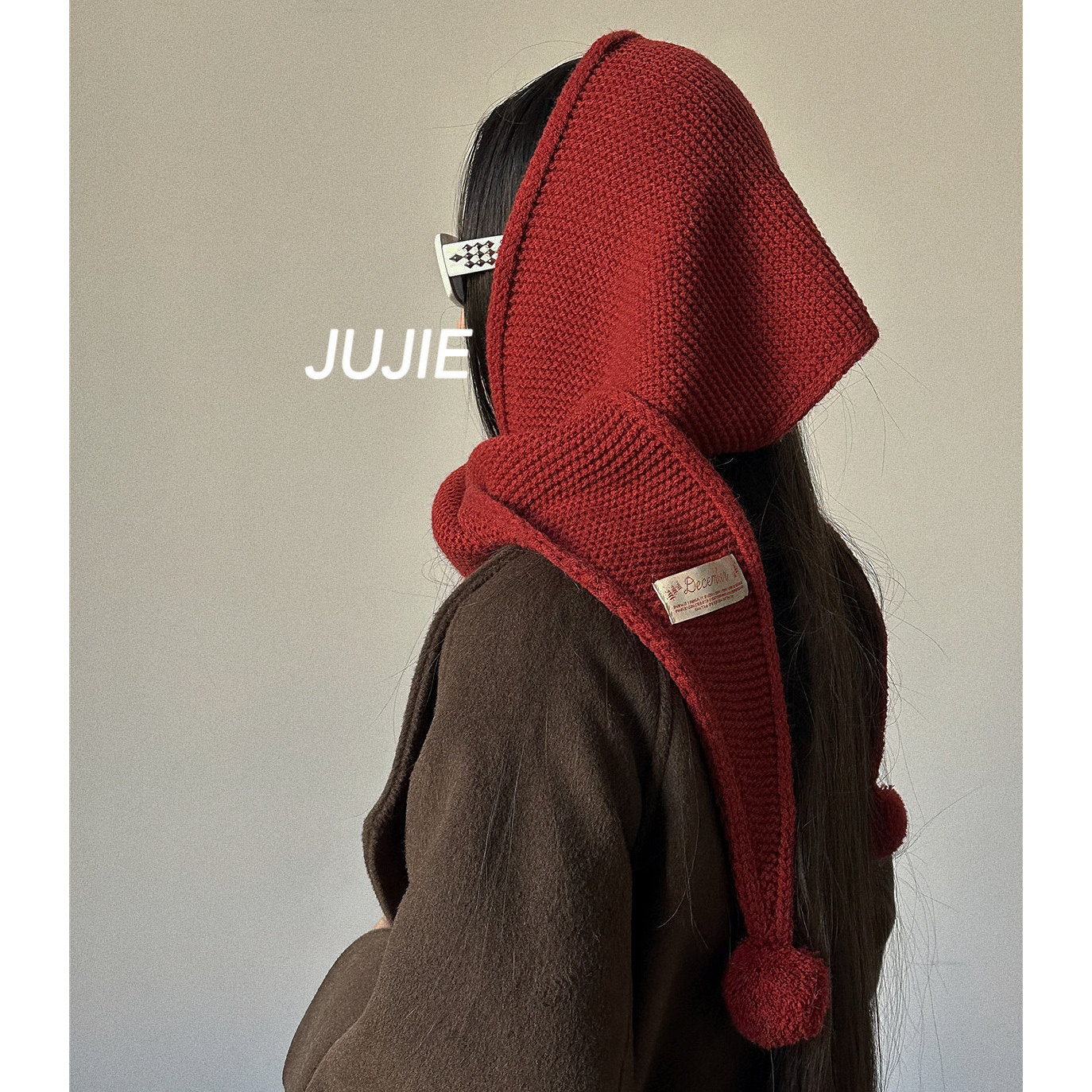 新年氛围感红色针织三角披肩围巾女秋冬季保暖球球围脖包头巾毛线