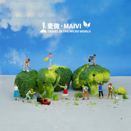 1:64麦微人偶 园丁修剪浇花除草绿植微景微拍小人配沙盘场景模型