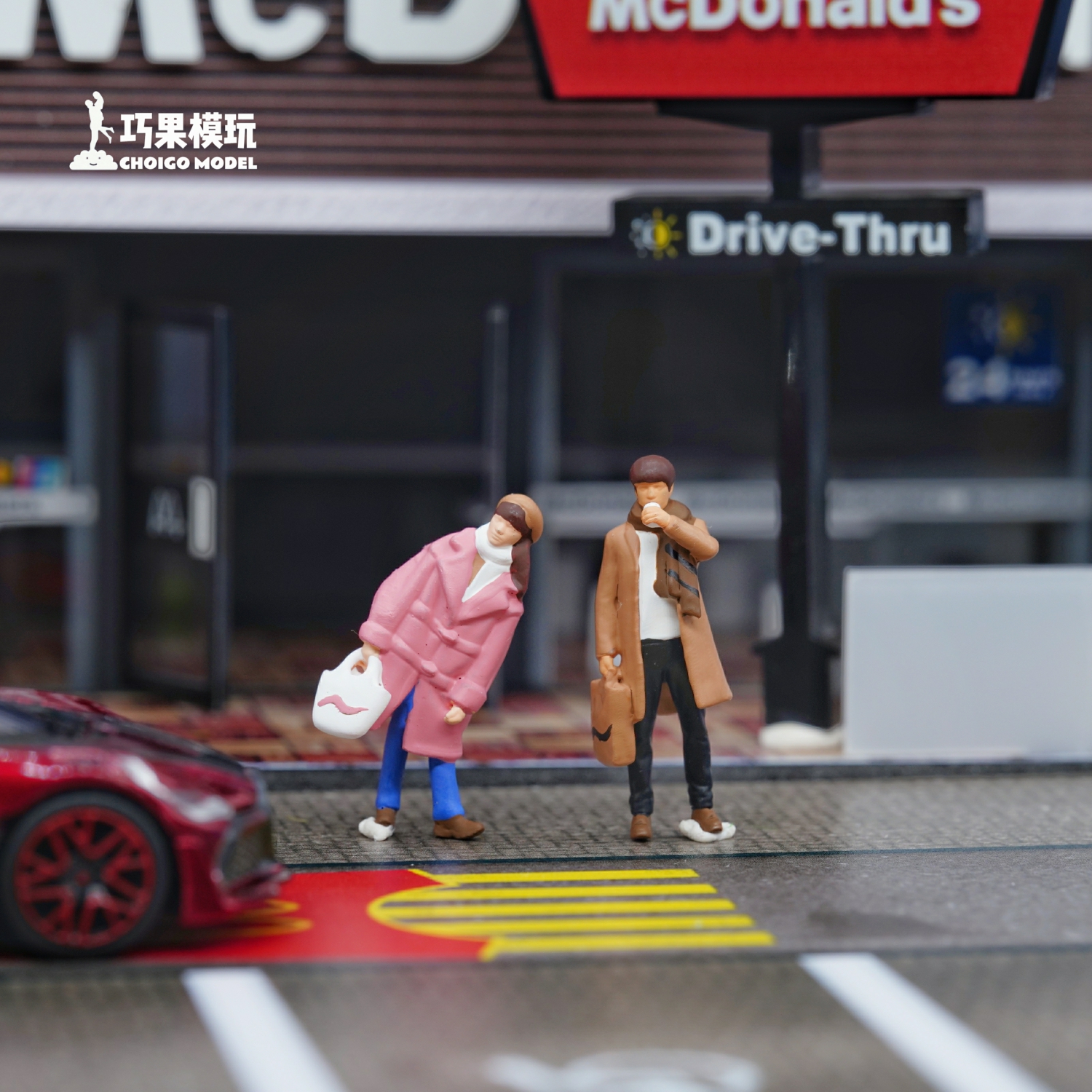 1:64巧果人偶 冬季大衣风衣男女街道微景观摆件模型沙盘场景小人