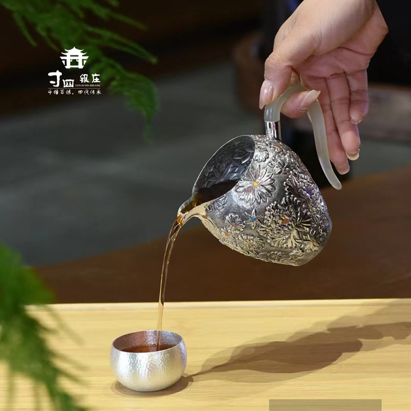 寸四银庄雪花银足银999纯手工做旧公道杯描金百花齐放隔热玉把