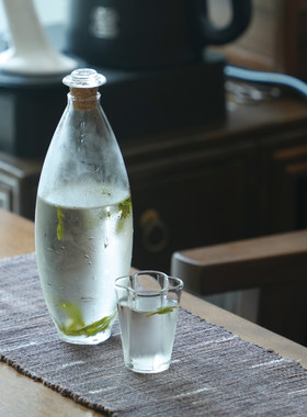 新中式冷泡茶瓶白毫银针绿茶冷萃