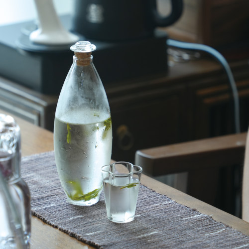新中式冷泡茶瓶白毫银针绿茶冷萃