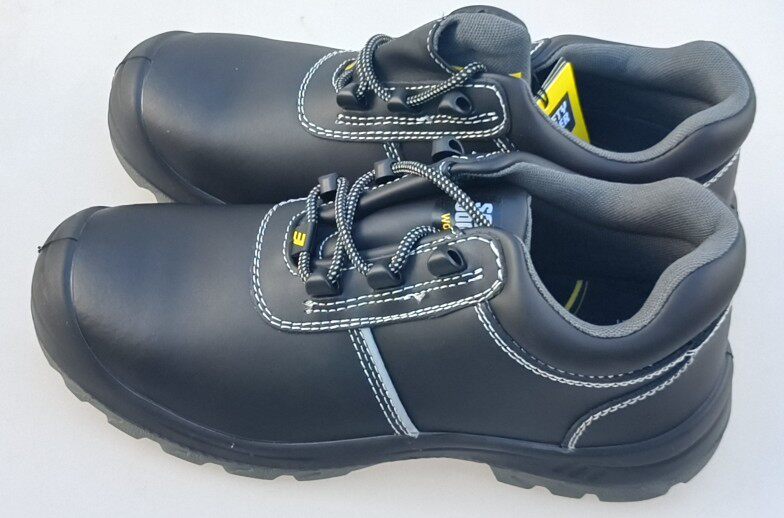 SAFETY JOGGER SADDLE SADDLE SUITABLE LABOR PROTECTION SHOES MENS ANTI-SMASHING ANTI-STAB ANTI-STATIC AURA BROKEN CODE DEFECTS