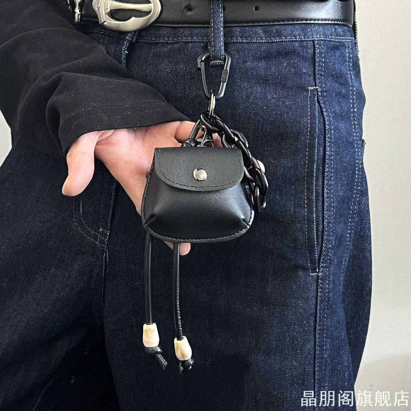 美式街头工装PU耳机包按扣设计粗链条编织绳方珠裤腰穿搭钥匙挂件