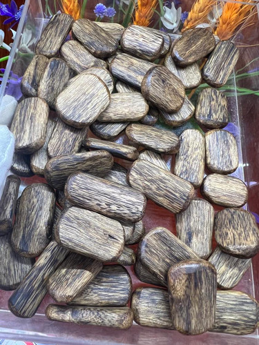 莺歌绿奇楠沉香吊坠老料结香随形无事牌男女士挂件佛珠项链情侣款