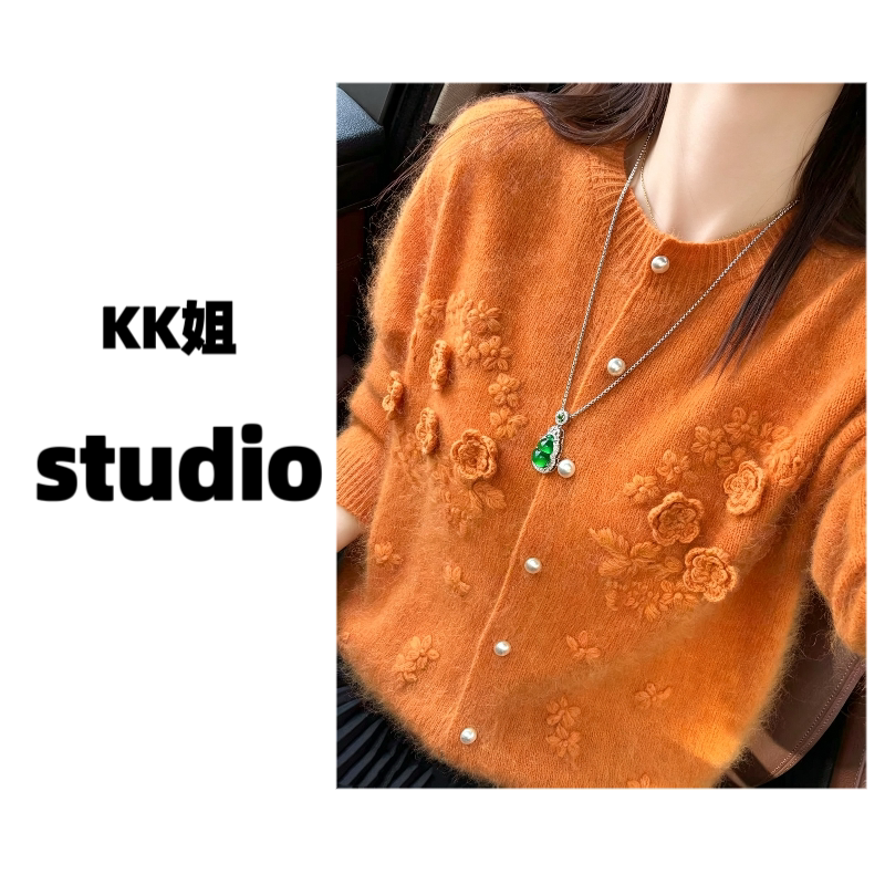 KK 姐《桔子玫瑰》359软糯花朵刺绣针织秋冬宽松气质百搭上衣