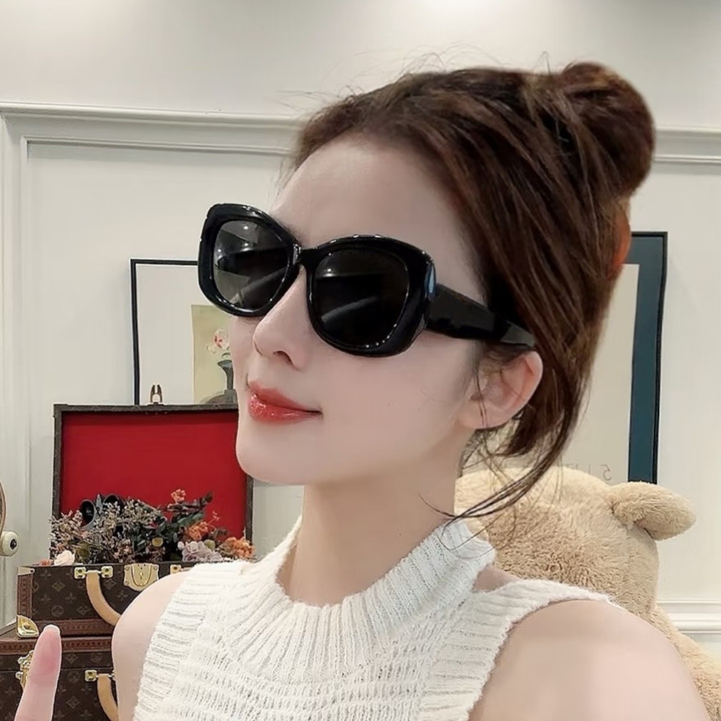 小香复古太阳镜女士防紫外线高级感显瘦遮阳猫眼辣妹欧美潮牌墨镜