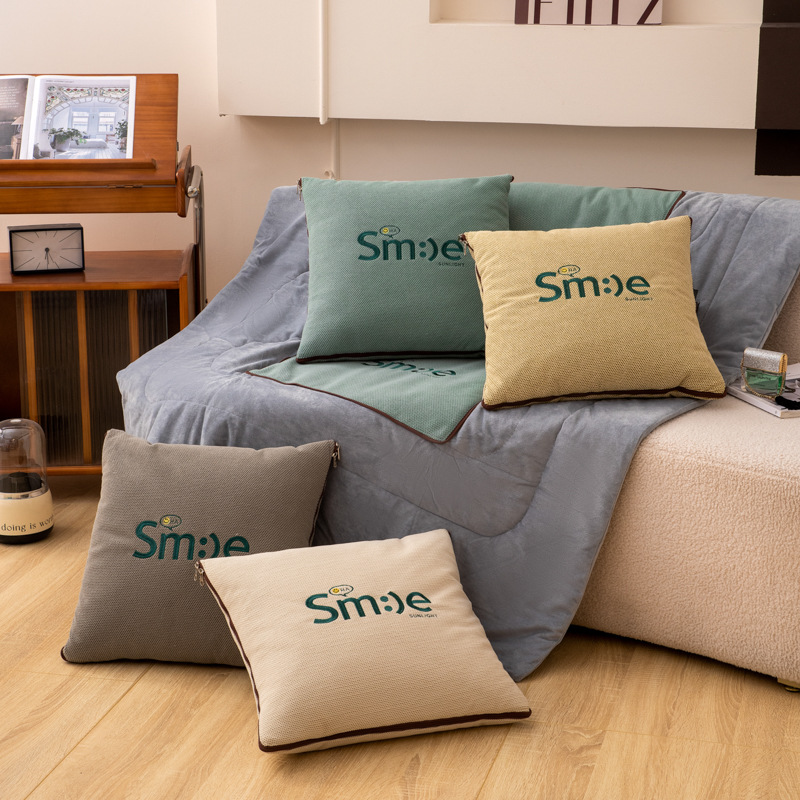 两用二合一抱枕被办公室午睡毯靠枕毯子沙发车用加厚折叠多功能