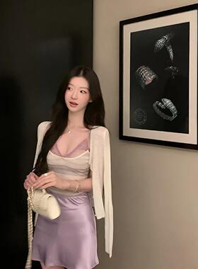 Y.JIA 伊嘉-带+气质针织空调衫+缎面光泽感a字半身裙套装YS6-5708