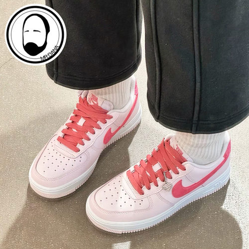 Nike耐克26年春女子情人节款空军一号AF1低帮运动板鞋IO8755-600