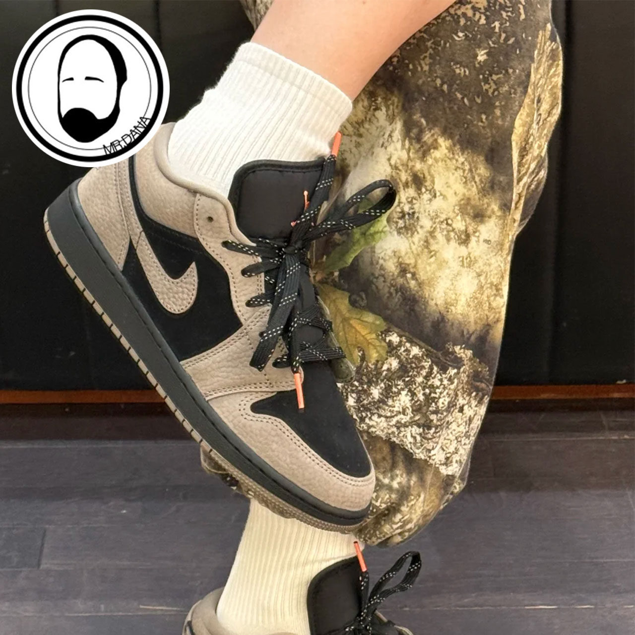 耐克/Nike Air Jordan 1 AJ1棕黑色百搭低帮大童篮球鞋IB7111-005