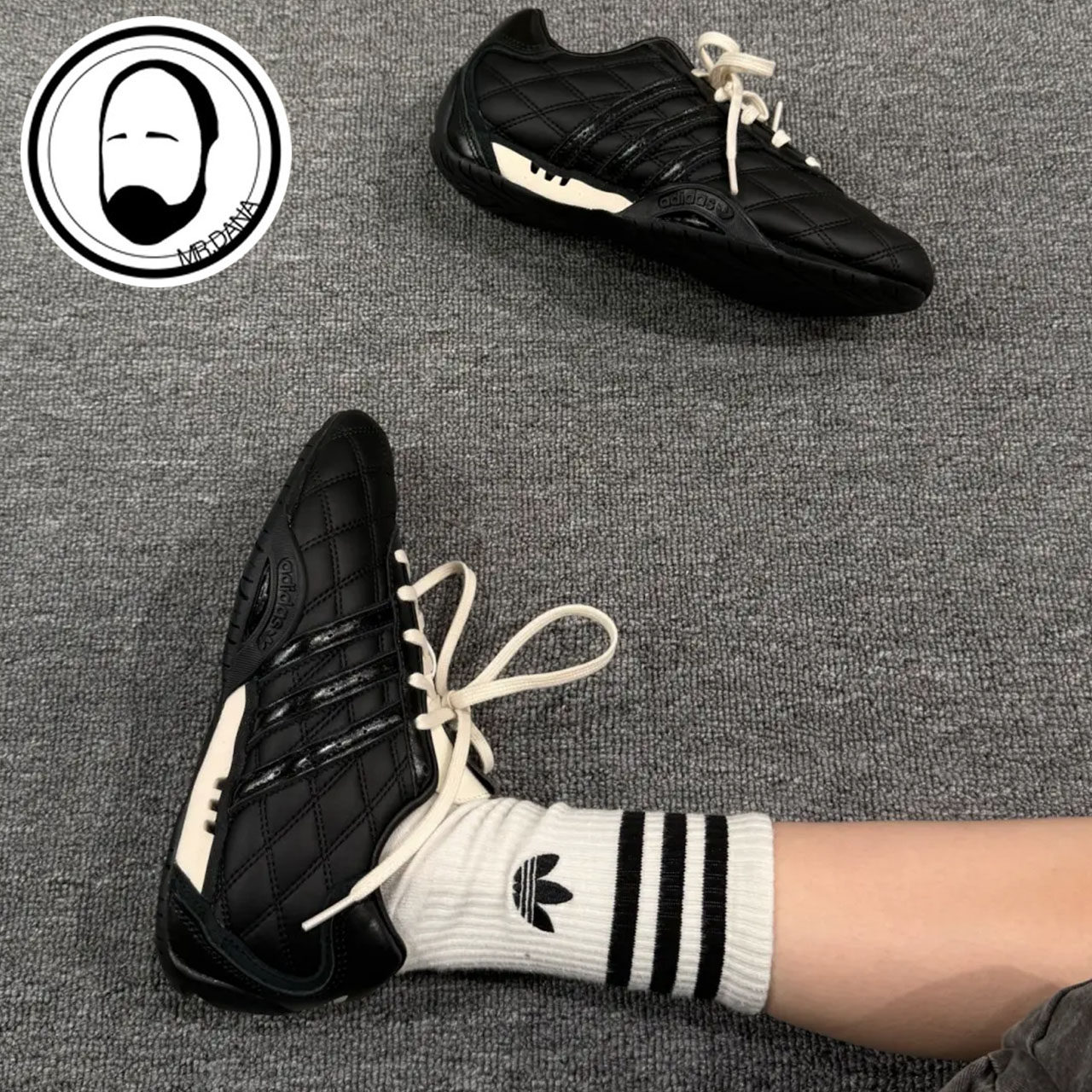 Adidas阿迪达斯三叶草男女赛车鞋复古薄底运动鞋LB9759 LB9760